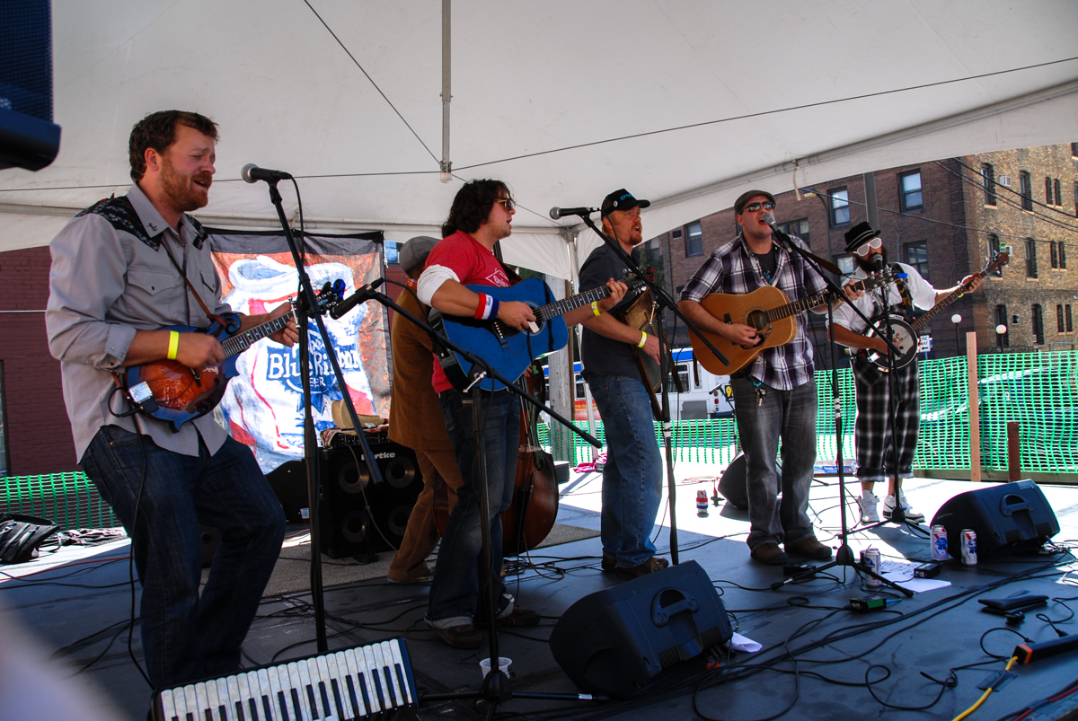 B&TB_2011_Boarfest-2