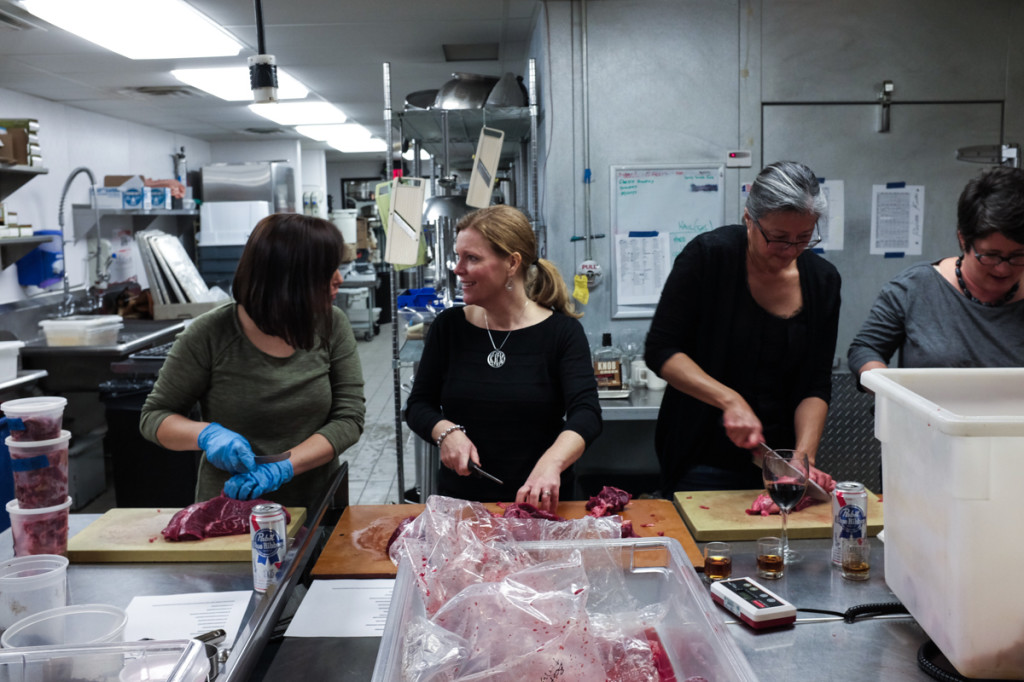 B&TB_SausageMaking_December13_web-10